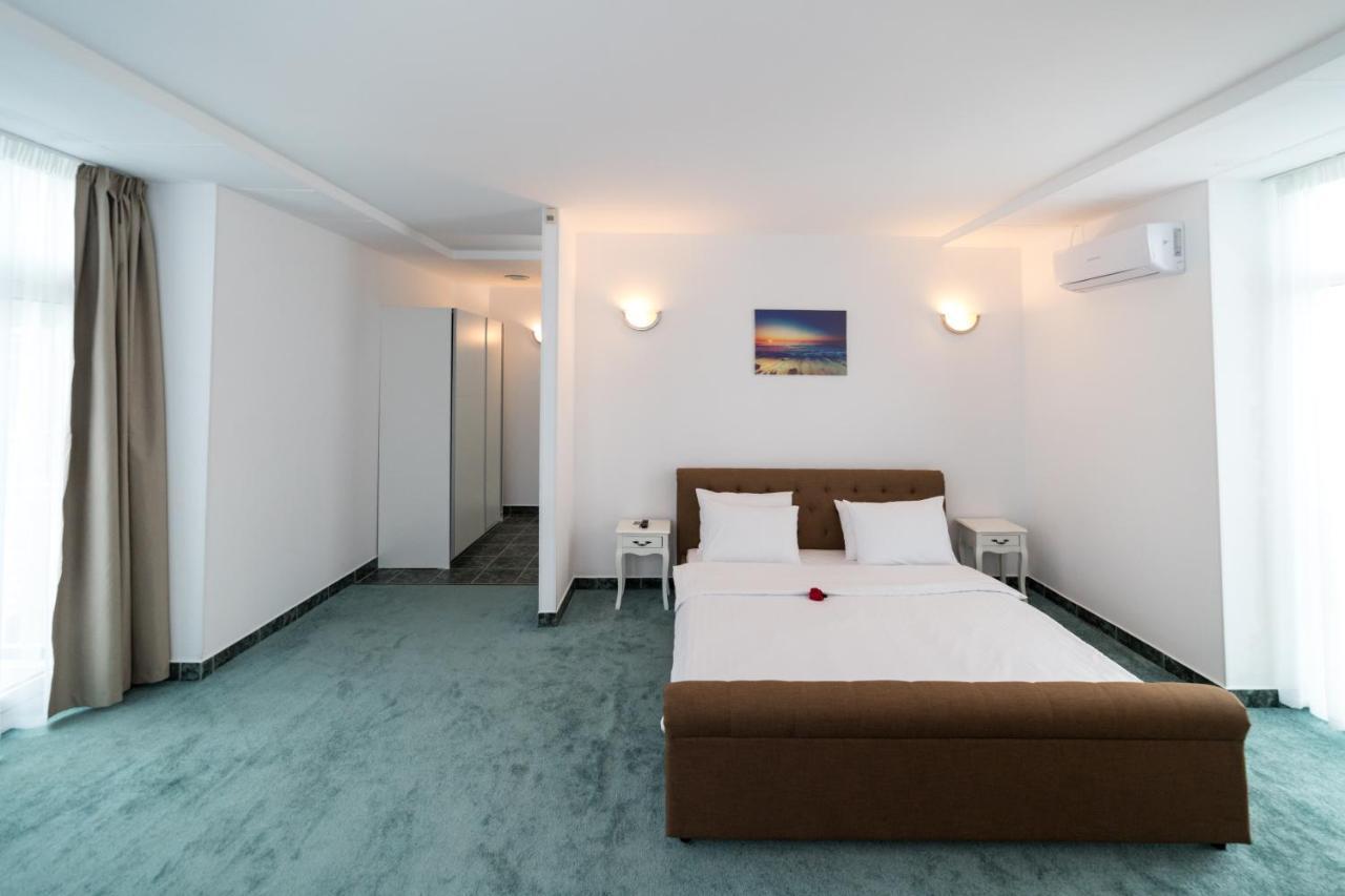 Avenue Palm On The Beach - Avenue Hotels Eforie Nord Buitenkant foto