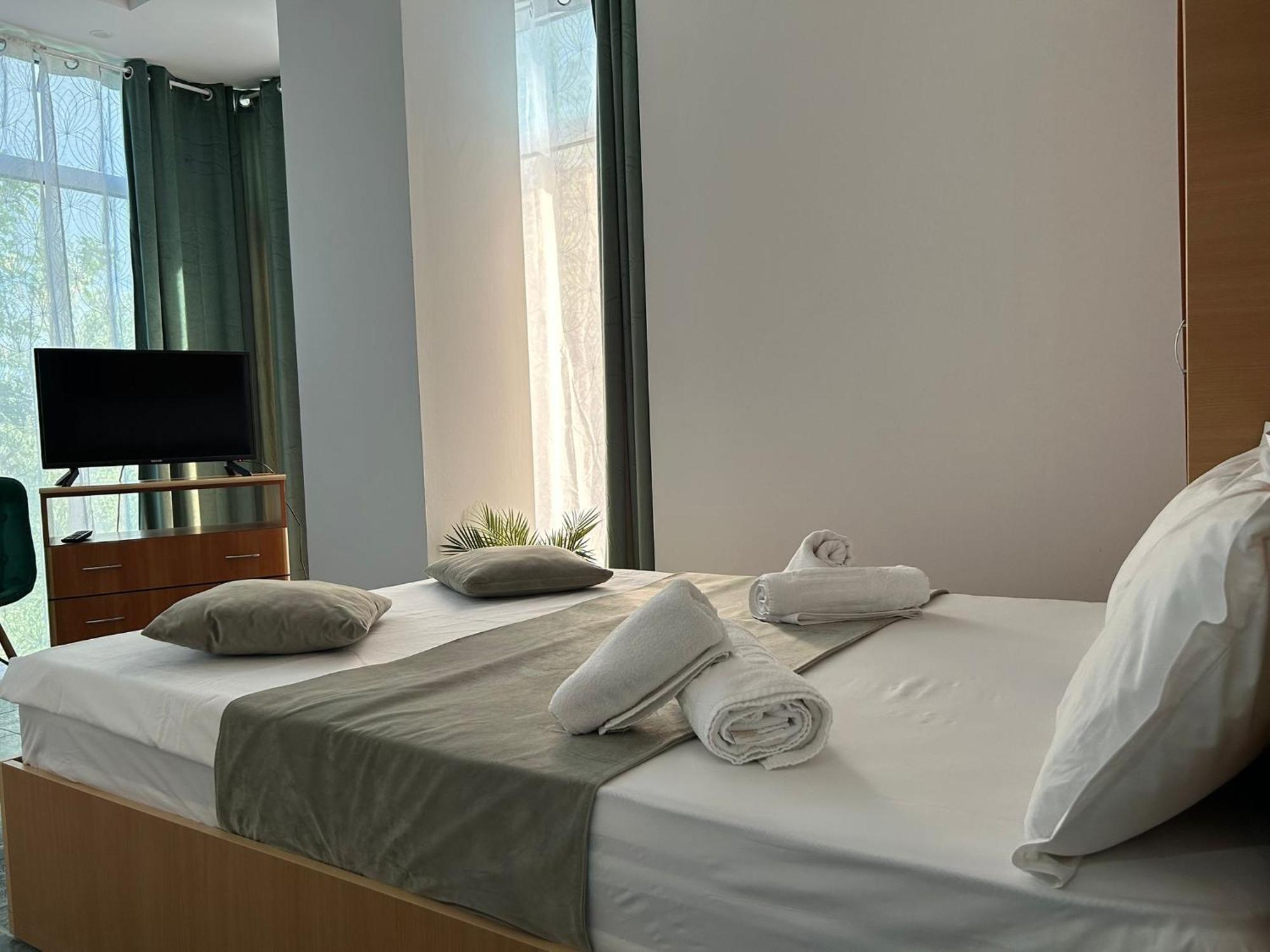 Avenue Palm On The Beach - Avenue Hotels Eforie Nord Buitenkant foto